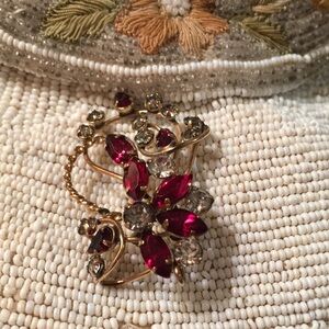 Vintage STAR ART 12 K G.F. BROOCH